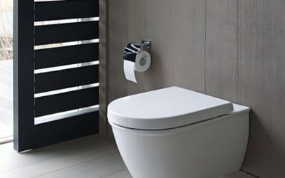 Bacias sanitárias com caixa acoplada embutida na parede