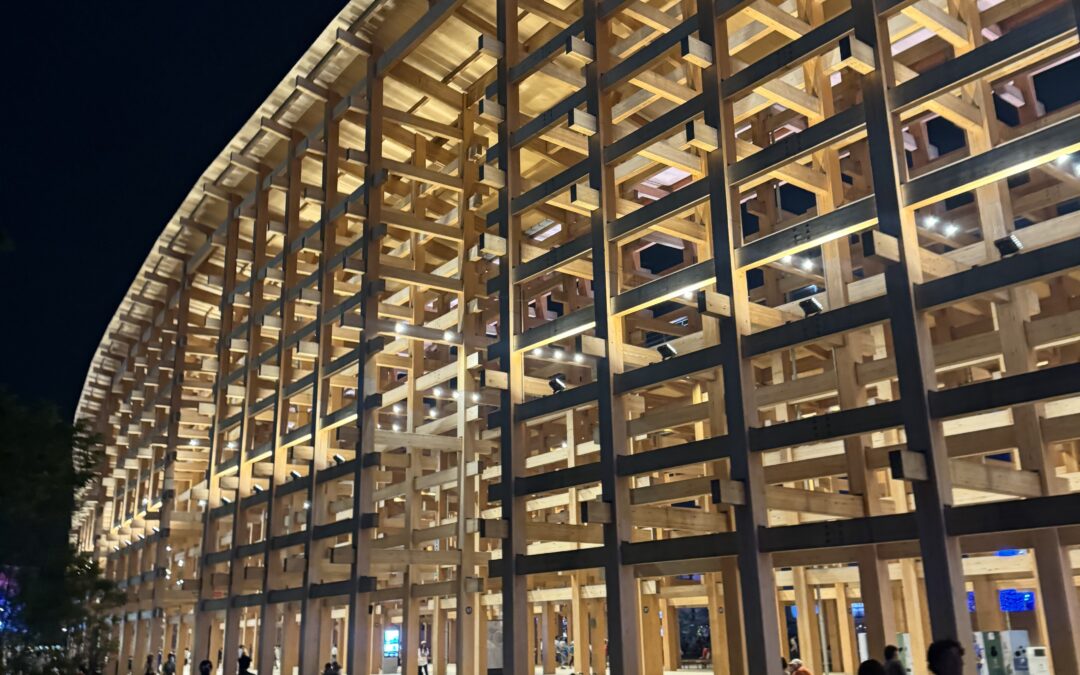 Expo Osaka 2025: como a arquitetura em madeira aponta para um futuro regenerativo